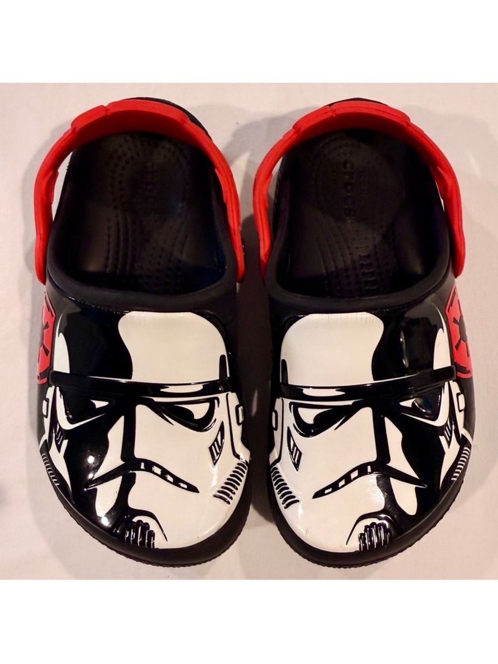Crocs x Star Wars Stormtroopers Clogs Boys 11 Glow in the Dark Shoes Summer